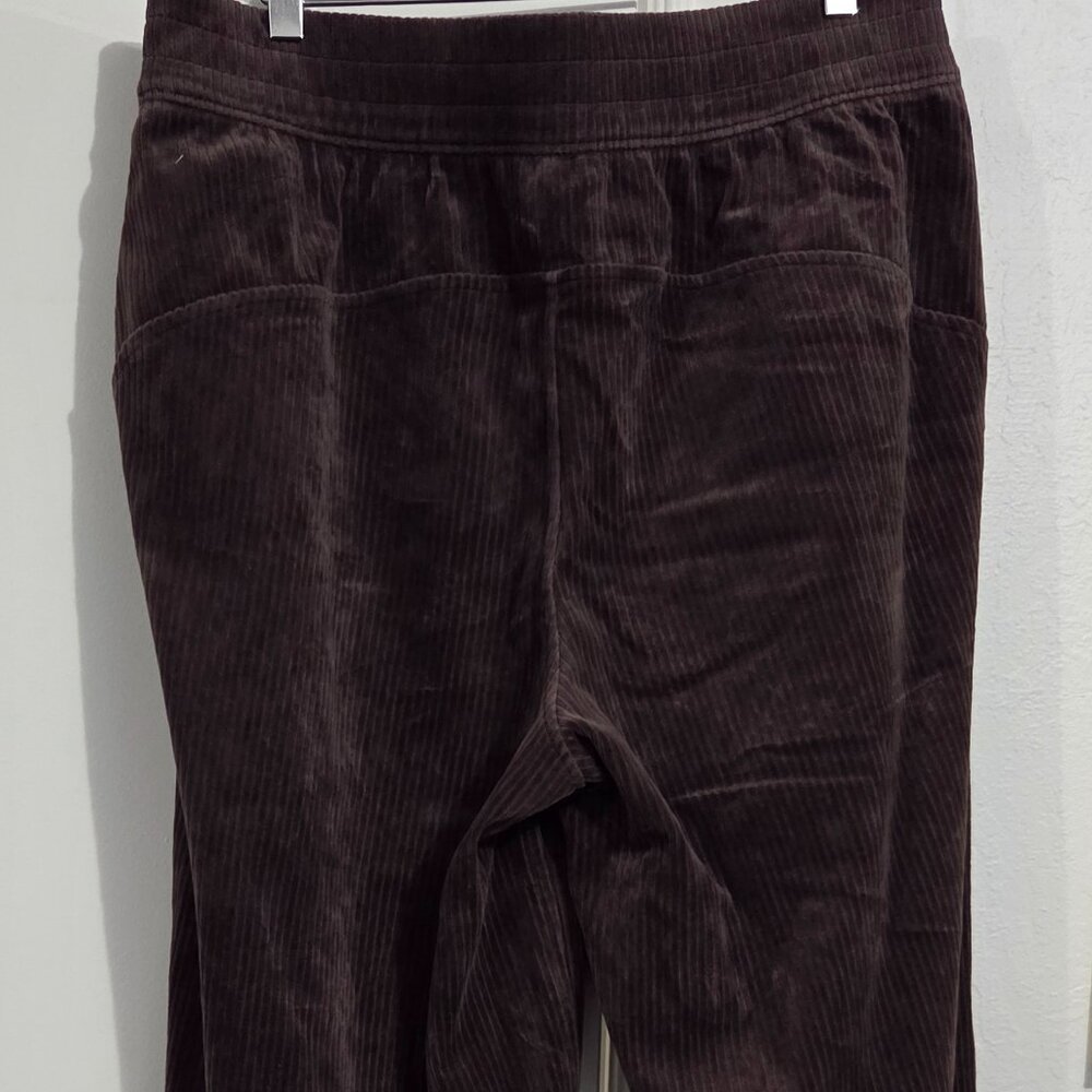 *EUC* Lululemon Scuba MR Wide-Leg Pant- Size 8 - Picture 9 of 12